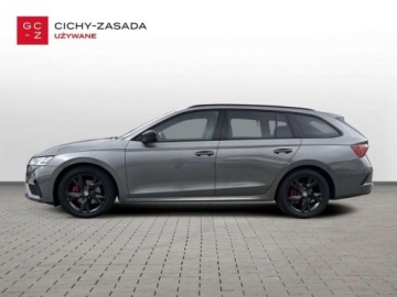 Skoda Octavia IV Kombi 2.0 TDI SCR 200KM 2022 Skoda Octavia 2.0TDI 200KM RS 4X4 DCC VirtCockpit NiskiPrzebieg Keyless Ka, zdjęcie 1