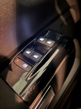 Citroen C3 III Hatchback 1.2 PureTech 82KM 2018 Citroen C3 1.2 PureTech FEEL 2018 Salon PL Gwarancja Klimatyzacja, zdjęcie 8