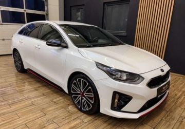 Kia Proceed Shooting Brake 1.6 T-GDI 204KM 2019 Kia ProCeed GT 204km SKORAALCANTARA JBL bezwypadkowaperfekcyjnaAUTOMAT, zdjęcie 4