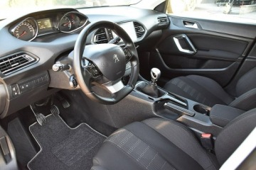 Peugeot 308 II SW 1.6 BlueHDi 120KM 2015 Peugeot 308 1,6Hdi 120Km Led Navi Kamera Panorama, zdjęcie 8