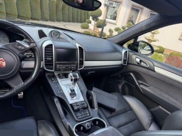 Porsche Cayenne II SUV 4.8 V8 420KM 2014 Porsche Cayenne 4.8 Benzyna 420KM 4x4 2014r, zdjęcie 25