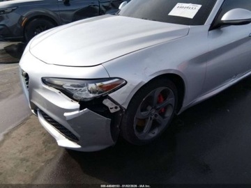 Alfa Romeo Giulia II Sedan 2.0 TBi 280KM 2017 Alfa Romeo Giulia 2017 Alfa Romeo Giulia AWD 2.0 Benzyna 280KM, zdjęcie 3