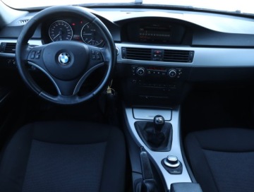 BMW Seria 3 E90-91-92-93 Touring E91 2.0 320d 163KM 2007 BMW 3 320 d, Navi, Klima, Klimatronic, Tempomat, zdjęcie 6