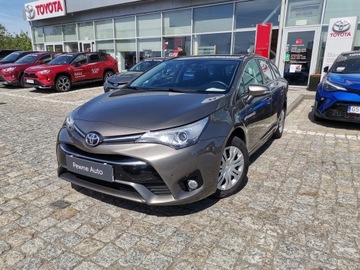 Toyota Avensis III Wagon Facelifting 2015 1.6 D-4D 112KM 2017 Toyota Avensis 1.6 D-4D Active III (2009-)