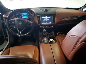 Maserati Levante 2018 Maserati Levante Maserati Levante GranLusso, od ubezpieczalni, zdjęcie 6