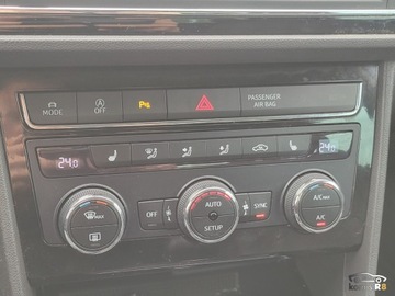 Seat Leon III SC Facelifting 1.4 EcoTSI 150KM 2018 Seat Leon 1.5150KM 2018r 25TysKm FR FullLed AppleCarPlay Serwisowany 1.4, zdjęcie 19