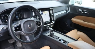Volvo V60 II  Kombi 2.0 D4 190KM 2019 Volvo V60 B4 Diesel R-DESIGN 19714KM Salon PL I Wlasciciel Gwarancja FV23, zdjęcie 11
