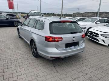 Volkswagen Passat B8 Variant 2.0 TDI BlueMotion SCR 190KM 2016 Volkswagen Passat Highline Automat Podgrzewanie, zdjęcie 3