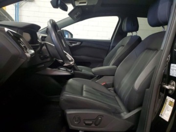 Audi Q4 e-tron 50 299KM 2023 Audi Q4 e-tron 2023r., Premium Plus,, od ubezpieczalni Elektryczny 299KM, zdjęcie 7