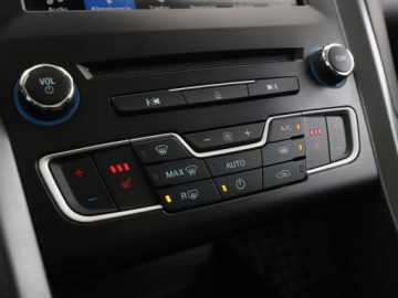 Ford Mondeo V Kombi 2.0 TDCi 150KM 2018 Ford Mondeo Historia serwisowa panorama Navi, zdjęcie 26