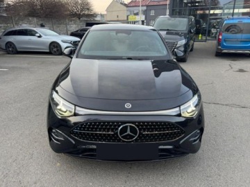 Mercedes CLA C118/X118 2025 MERCEDES-BENZ CLA 200 AMG Line Sedan 1.5 (163KM) 2025, zdjęcie 1