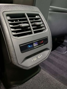 Cupra Formentor 2022 Cupra Formentor 1.4 eTSI 204KM DSG LED Virtual Kamera FV23 1.4, zdjęcie 33