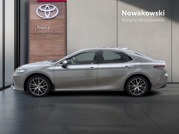 Toyota Camry IX Sedan 2.5 Hybrid Dynamic Force 218KM 2022 Toyota Camry 2.5 Hybrid Prestige CVT 2.5 Hybrid Pr, zdjęcie 3