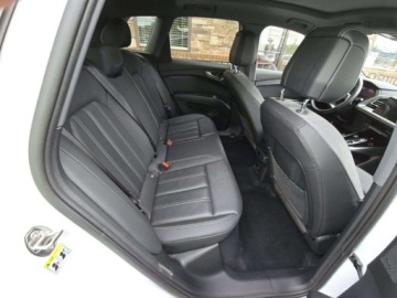 Audi Q4 2023 Audi Q4 e-tron Prestige 50 2023 Elektryczny 295KM, zdjęcie 15