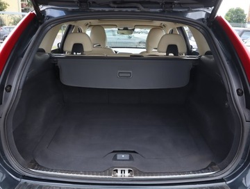 Volvo XC60 I SUV Facelifting 2.4 D4 190KM 2017 Volvo XC60 D4, Salon Polska, 187 KM, 4X4, zdjęcie 13