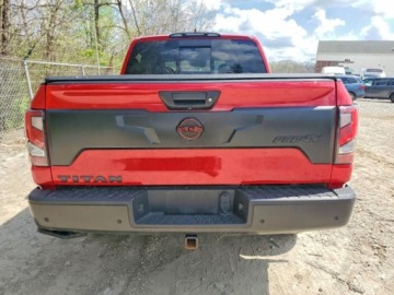 Nissan Titan 2023 Nissan Titan Pro-4X 2023 5.6 Benzyna 400KM, zdjęcie 2