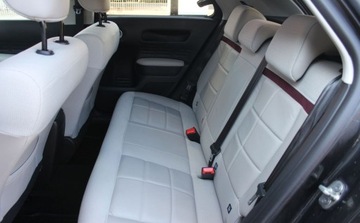 Citroen C4 Cactus Crossover Facelifting 1.2 PureTech 131KM 2018 Citroen C4 Cactus Shine Salon PL Od RiA 1.2 Benzyna 130KM, zdjęcie 16