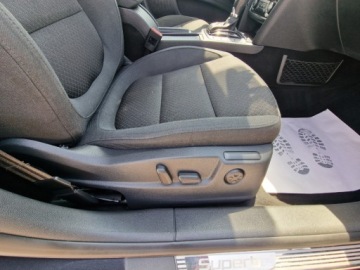 Skoda Superb II Kombi Facelifting 2.0 TDI CR DPF 170KM 2014 Skoda Superb 2.0 170Ps DSG Navi Alu Ksenon Kombi Gwarancja 2.0 Diesel 170KM, zdjęcie 26