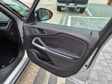 Opel Zafira C Tourer 1.4 Turbo ECOTEC 140KM 2013 Opel Zafira Piekna 1.4 turbo 140KM 7miejsc Bezwypadkowa z Niemiec 1.4, zdjęcie 22