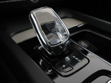 Volvo XC60 II Crossover T8 Twin Engine 390KM 2020 Volvo XC 60 PHEV skóra el. fotele full LED navi, zdjęcie 29