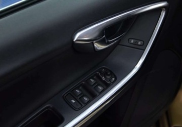 Volvo V60 I Kombi 2.0 D3 163KM 2011 Volvo V60 D3_ Automat_ Hak_ Skory_ Nawigacja_ 2.0 Diesel 163KM, zdjęcie 15