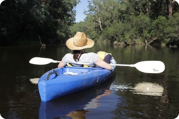 УНИВЕРСАЛЬНЫЙ ЧЕХОЛ, ВОДОНЕПРОНИЦАЕМЫЙ КРЫШКА + POWERBANK