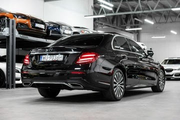 Mercedes Klasa E W213 Limuzyna 2.0 220d 194KM 2018 Mercedes E 220 4Matic. Bezwypadkowy. Salon PL. AMG, zdjęcie 11