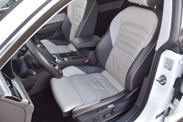 Volkswagen Arteon Fastback Facelifting 2.0 TDI 200KM 2022 Volkswagen Arteon Elegance 2.0TDI 200KM DSG7 4Motion Panorama Nappa Kamera, zdjęcie 29