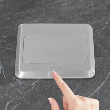 1 двойная евророзетка Access, серебристая J02, выдвижная