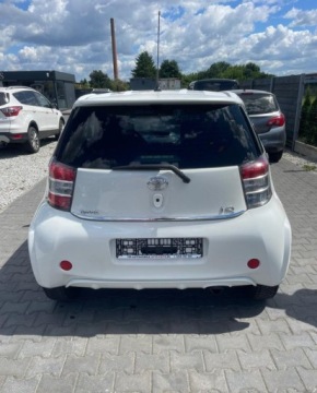 Toyota iQ 1.0 VVT-i 68KM 2009 Toyota iQ 1.0 benz ,bezwypadek,AUTOMAT ,Niski pot przebieg ,klimatyzacja s, zdjęcie 3