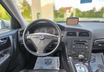 Volvo S60 I 2.4 i 20V T5 260KM 2005 Volvo S60 Rezerwacja T5 2,4 T R5 260KM Manual 6-biegow 2.4 Benzyna, zdjęcie 15