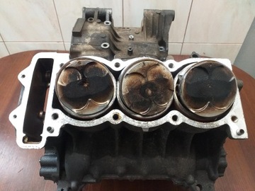 КАРТРИДЖИ БЛОК ДВИГАТЕЛЯ ПОРШНИ КОМПЛЕКТ TRIUMPH 955I SPRINT