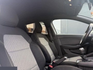 Renault Clio V Hatchback 5d 1.0 TCe 90KM 2021 Renault Clio 1.0 TCe 90 EVOLUTION 91KM 2021r, zdjęcie 21