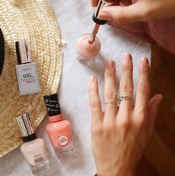 Sally Hansen Gel Shine 3D Top Coat Mega Shine Маникюр