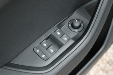 Skoda Superb III Kombi Facelifting 2.0 TDI SCR 200KM 2021 Škoda Superb Skoda Superb Ambition DSG Kamera, zdjęcie 20