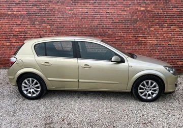 Opel Astra H Hatchback 5d 1.6 Twinport ECOTEC 105KM 2004 Opel Astra automat klima Alu Gwarancja w cenie Warszawa VWWL 1.6 Benzyna, zdjęcie 33