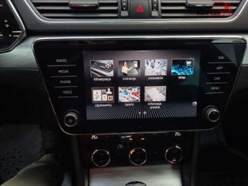 Skoda Superb III Liftback Facelifting 2.0 TDI SCR 150KM 2022 Skoda Superb 2.0 TDI 150KM Automat Full Led Virtual Faktura Vat 23 Gwaranc, zdjęcie 19