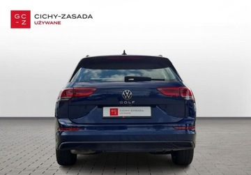 Volkswagen Golf VIII Variant 1.5 TSI 150KM 2021 Volkswagen Golf Variant 1.5 Benzyna 130KM, zdjęcie 3