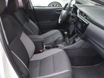 Toyota Auris II Touring Sports Facelifting 1.33 Dual VVT-i 99KM 2018 Toyota Auris 1.3 Dual VVT-i, Salon Polska, zdjęcie 8