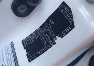 Toyota Auris II Touring Sports Hybrid 135 136KM 2014 Toyota Auris Hybryda Kamera GetHelp 1.8 Hybryda 136KM, zdjęcie 23