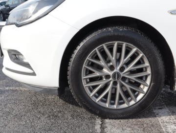 Opel Astra K Hatchback 5d 1.0 Turbo 105KM 2016 Opel Astra 1.0 Turbo, Klima, Tempomat, zdjęcie 14