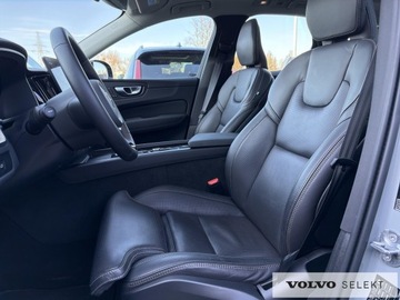 Volvo XC60 II 2025 Volvo XC 60 XC60 B5 B AWD Ultra Dark aut, Pakiet c, zdjęcie 9