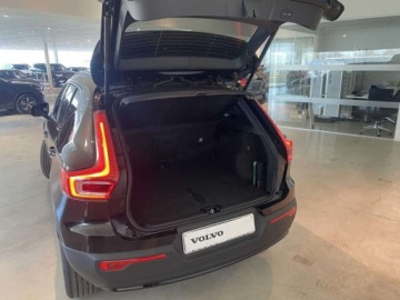 Volvo XC40 Crossover Facelifting 2.0 B3 163KM 2025 VOLVO XC40 B3 Plus Dark Suv 2.0 163KM 2025, zdjęcie 18