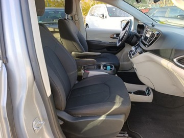Chrysler Pacifica II 2018 chrysler pacifica Instalacja gazowa, Mały przebieg, 7 osób, Touring Plus, zdjęcie 8