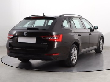 Skoda Superb III Kombi 1.8 TSI 180KM 2017 Skoda Superb 1.8 TSI, Salon Polska, Serwis ASO, zdjęcie 4