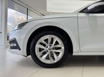 Skoda Octavia IV Kombi 2.0 TDI 115KM 2022 Skoda Octavia Ambition Kamera cofania CarPlayAndroid Auto LED 2.0, zdjęcie 16