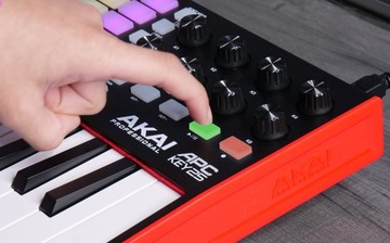 Клавиатура контроллера AKAI APC KEY 25 MK2