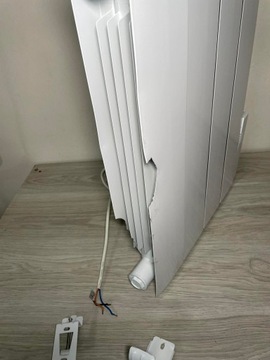 Электрический инерционный нагреватель 1000Вт HEATZY