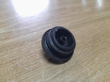 IKRA MOGATEC PCS 2525 КРЫШКА МАСЛЯНОГО ЗАЛИВА