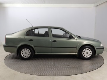Skoda Octavia I Hatchback 1.6 MPI 102KM 2003 Skoda Octavia 1.6, Salon Polska, GAZ, zdjęcie 5